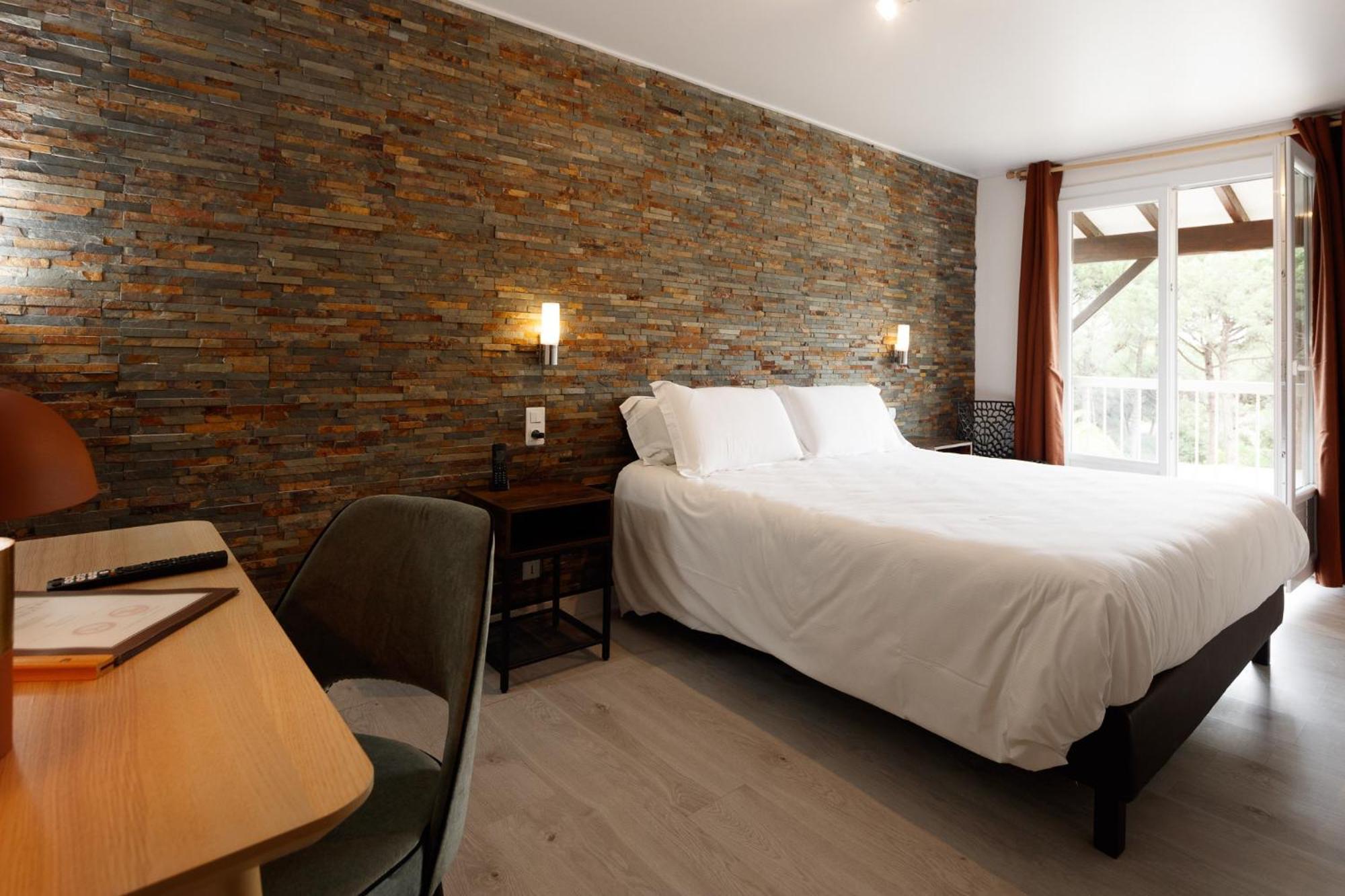 Auberge Val Moureze Hotel & Spa Exteriör bild